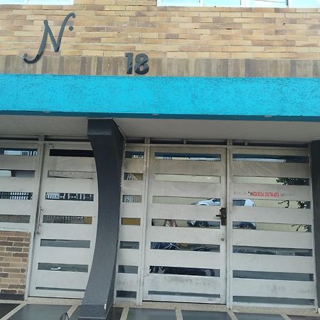 Edificio Niza80 Ibague, Acceso Digital Cerca Parque Deportivo Ξενοδοχείο Εξωτερικό φωτογραφία