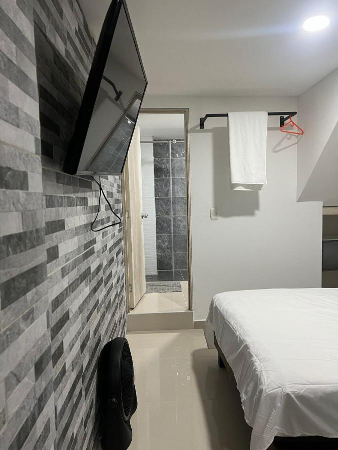 Edificio Niza80 Ibague, Acceso Digital Cerca Parque Deportivo Ξενοδοχείο Εξωτερικό φωτογραφία