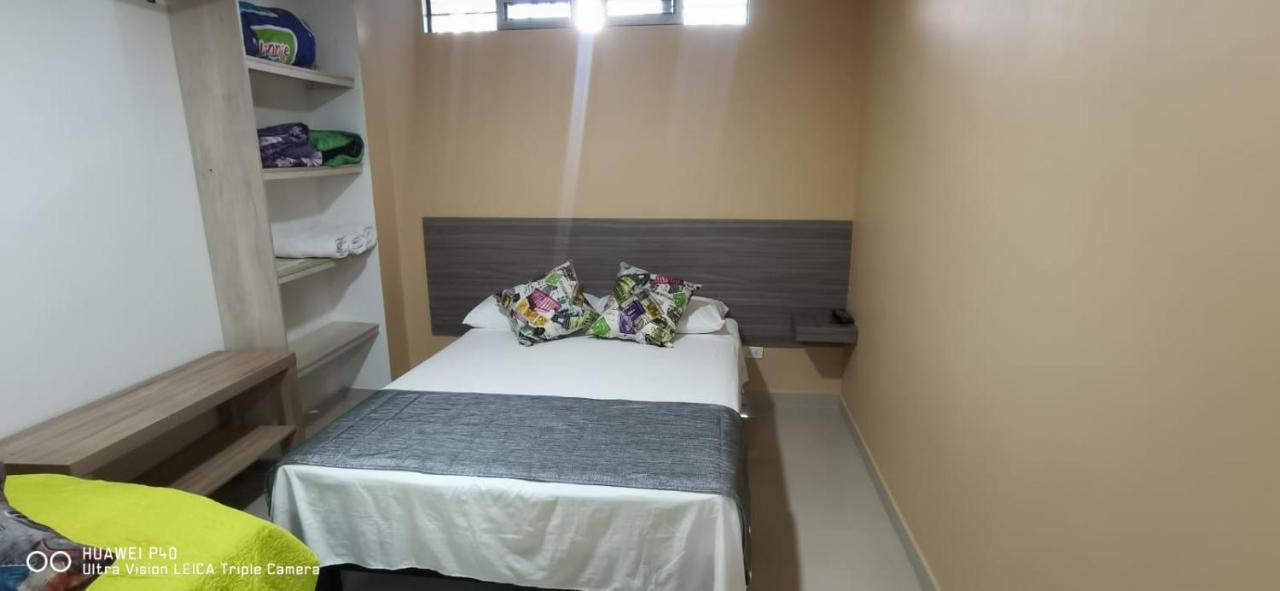 Edificio Niza80 Ibague, Acceso Digital Cerca Parque Deportivo Ξενοδοχείο Εξωτερικό φωτογραφία